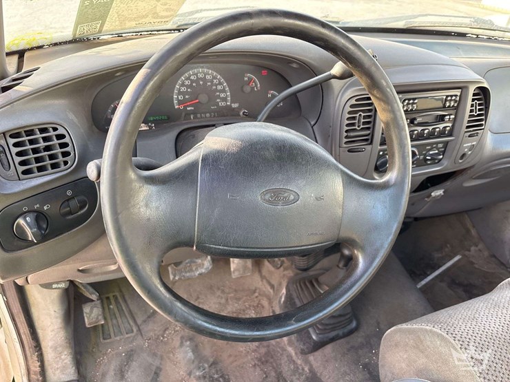 2001-ford-f150-image-12