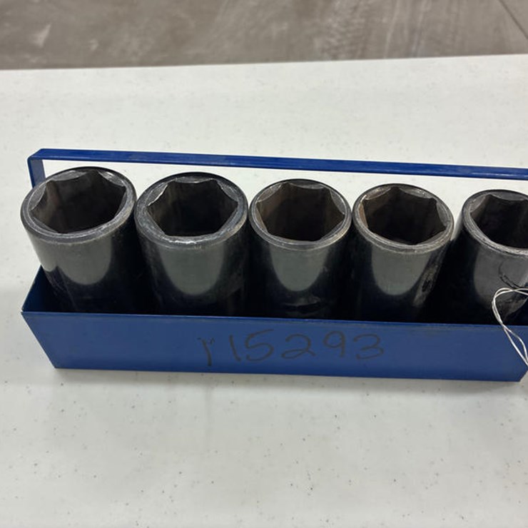 #115293 • 5 MATCO METRIC SOCKETS