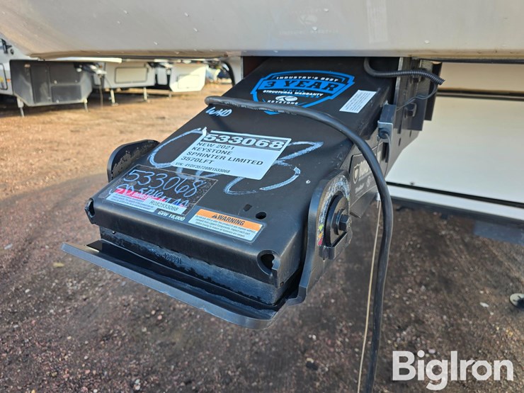 2021-keystone-sprinter-3570lft-5th-wheel-camper-image-10