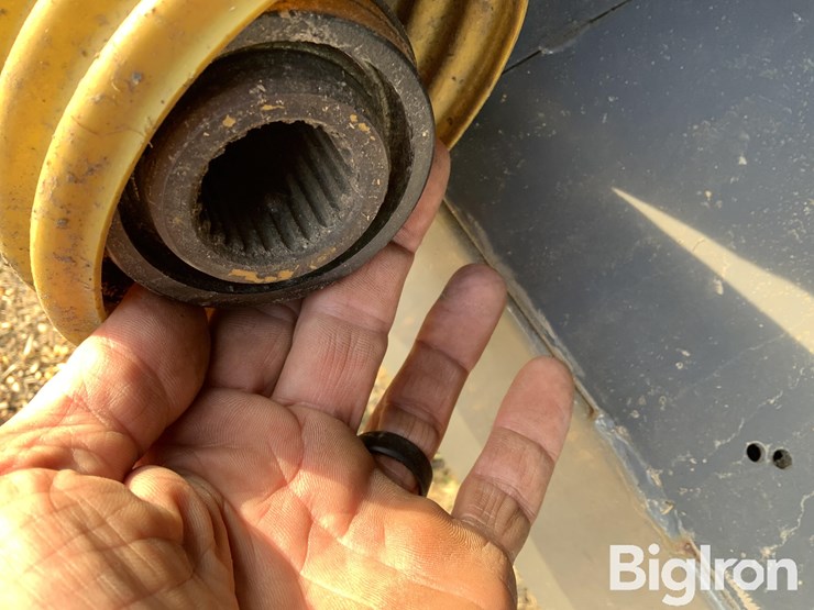 2010-gleaner-3000-image-9