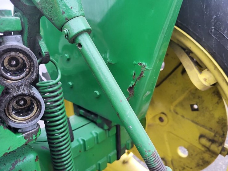 2010-john-deere-2010-image-30