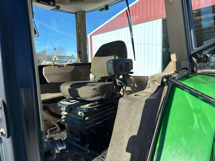 1998-john-deere-8100-image-29