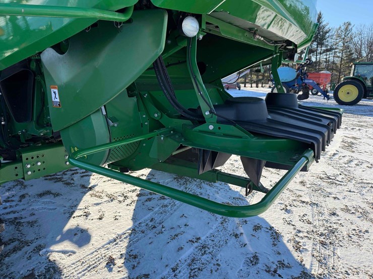 2016-john-deere-s660-image-31