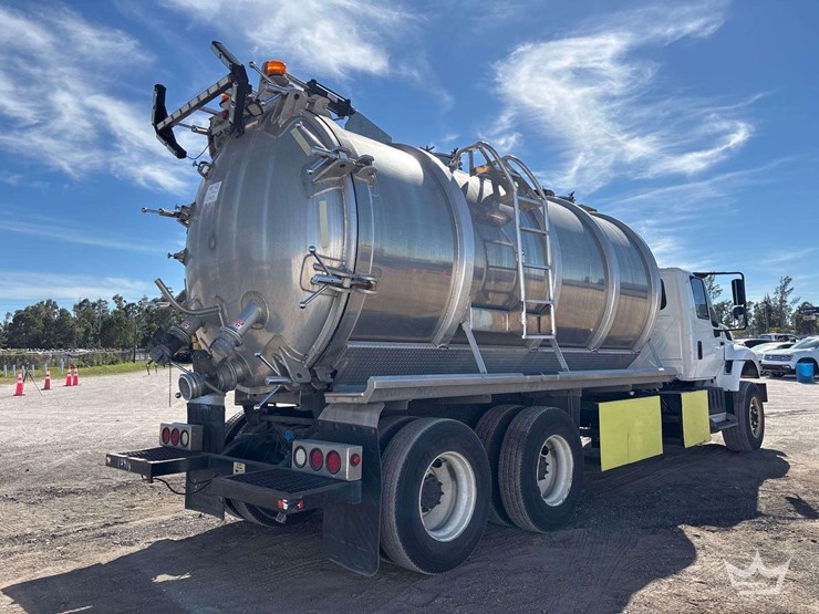 2018-international-workstar-7400-image-3