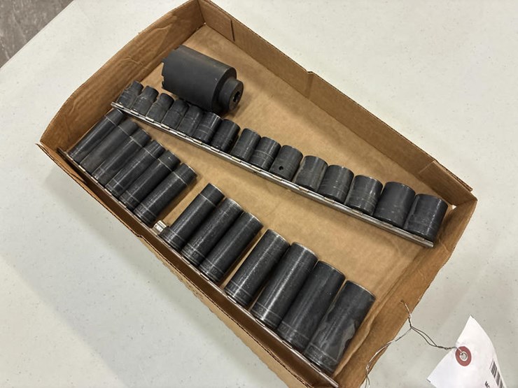 #115288-•-set-of-snap-on-metric-sockets-image-6