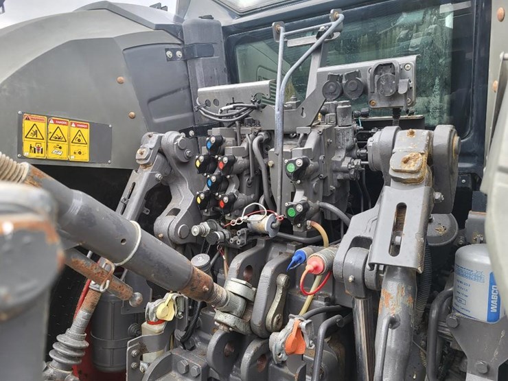 2015-fendt-930-vario-image-35