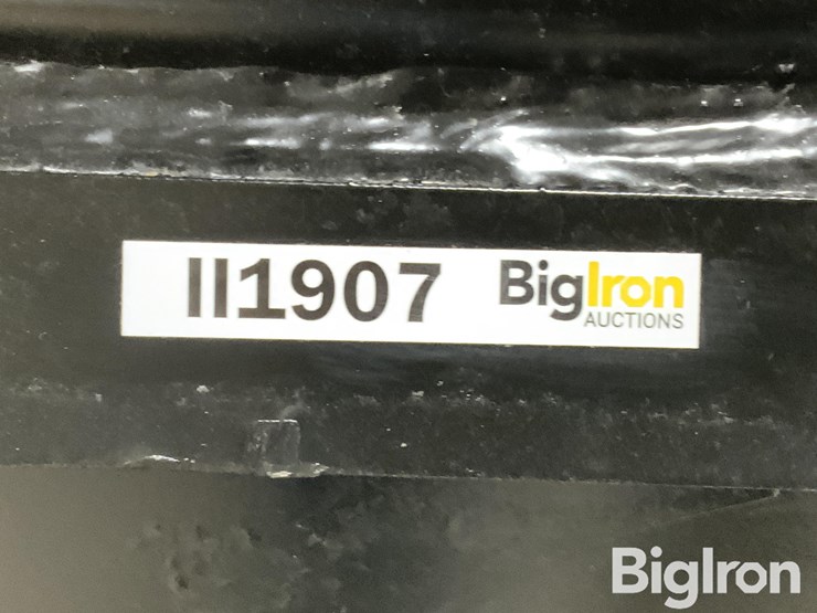 72"-general-purpose-skid-steer-bucket-image-19