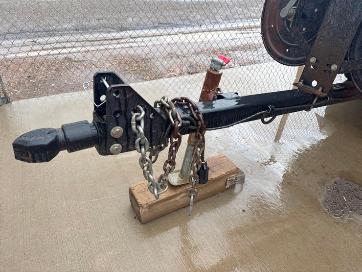 2012-sullair-185-cfm-image-15