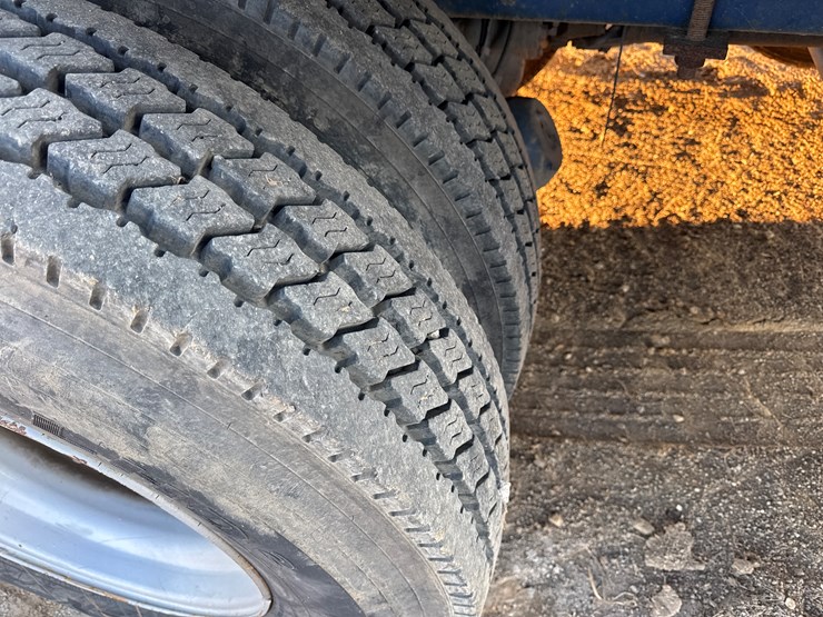 2006-peterbilt-357-image-63