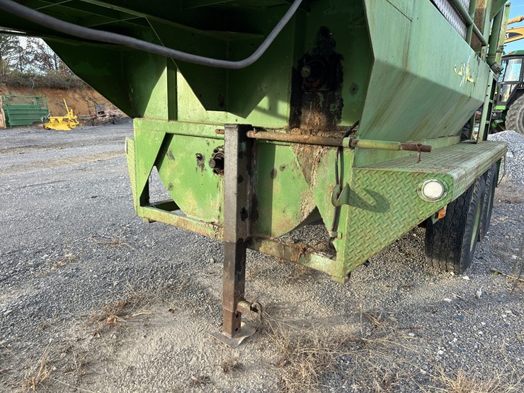 #2946-•-towable-hydro-seeder-image-11