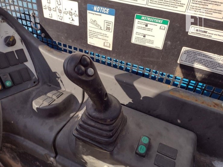 2019-genie-gth1544-image-7