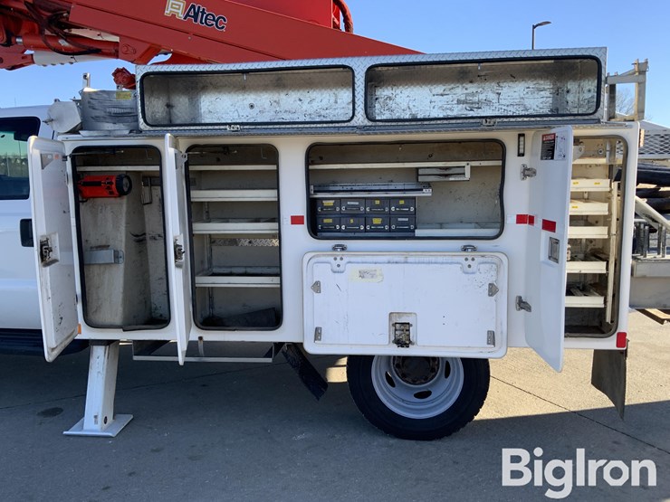 2015-ford-f550-xl-image-18