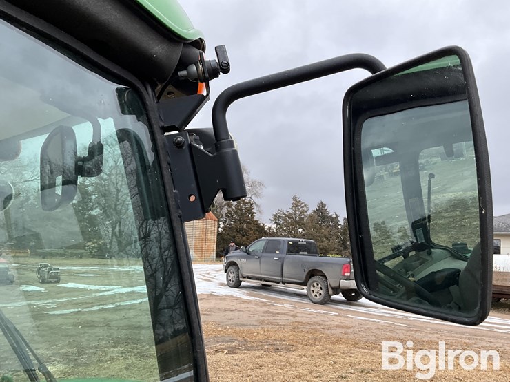 2011-john-deere-3720-image-13