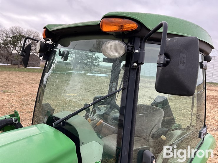 2011-john-deere-3720-image-9