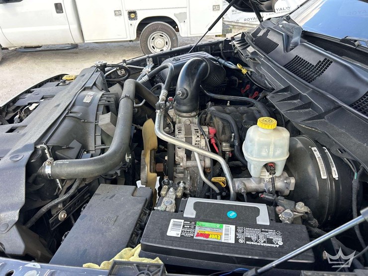 2013-dodge-1500-image-9