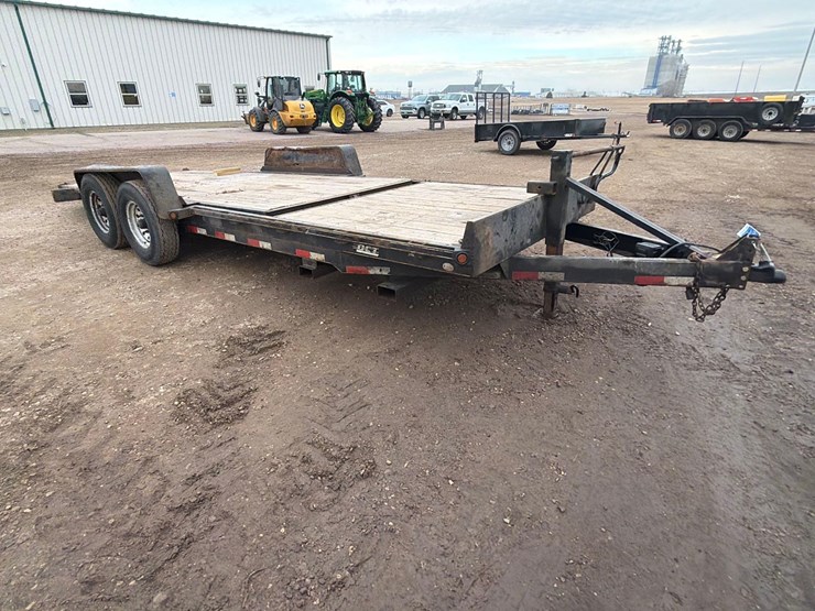 2018-dct-21-ft.-tilt-bed-trailer-image-2