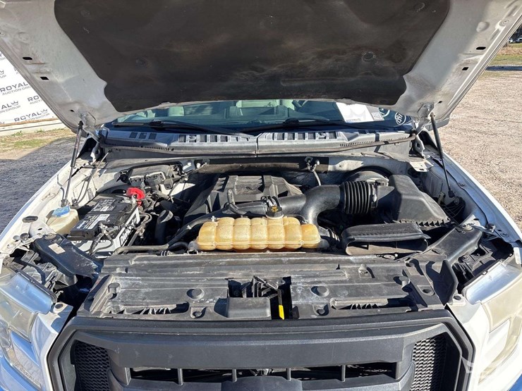 2015-ford-f150-image-10