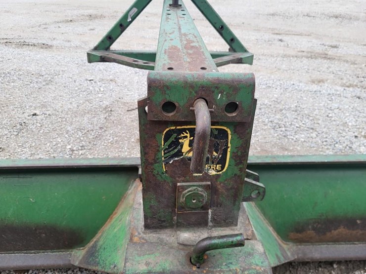 john-deere-115-image-13