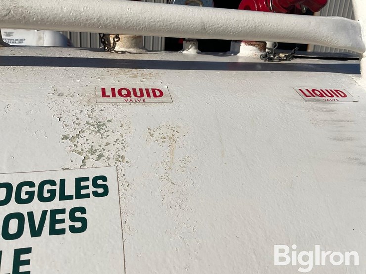 1977-chemi-trol-1000-gal-nurse-tank-on-duo-lift-running-gear-image-17