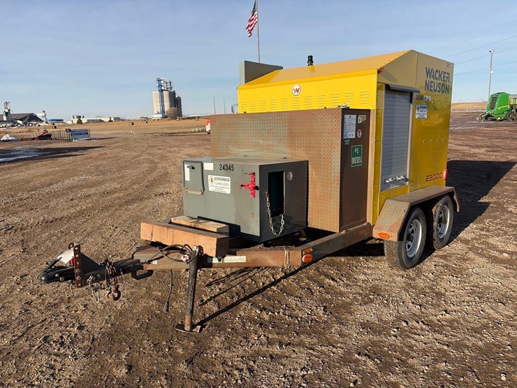 2015-wacker-neuson-e3000-image-1