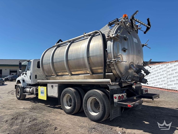 2018-international-workstar-7400-image-4