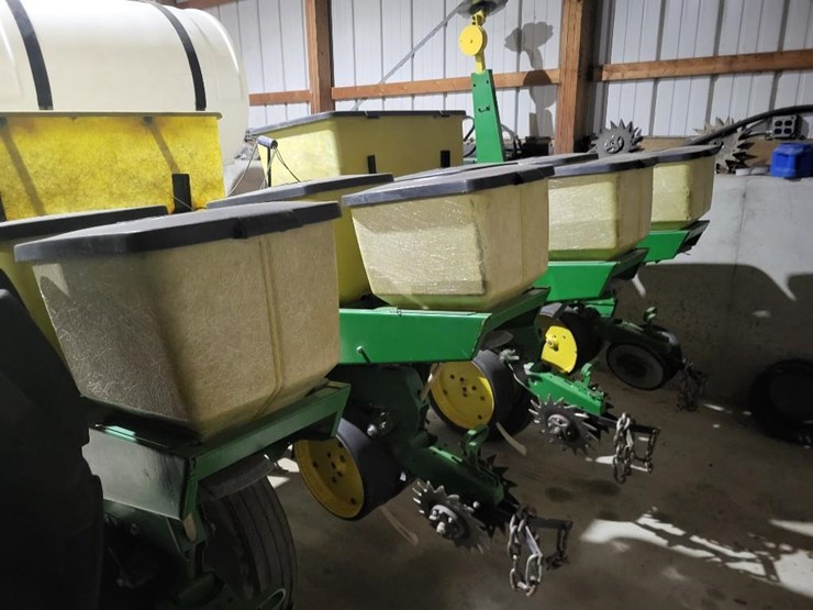 john-deere-7000-image-8