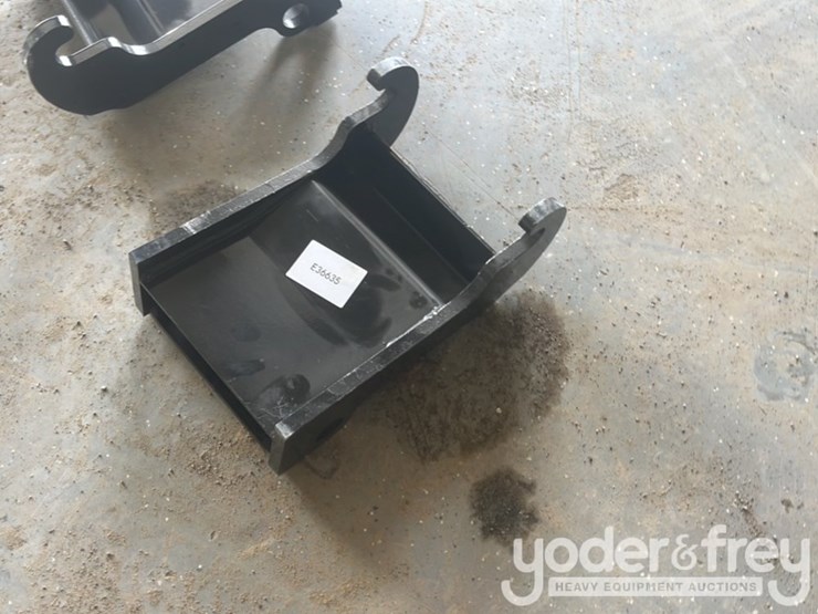 unused-2026-excavator-coupler,-fit-to-bobcat-e-series-excavator-buckets-image-3