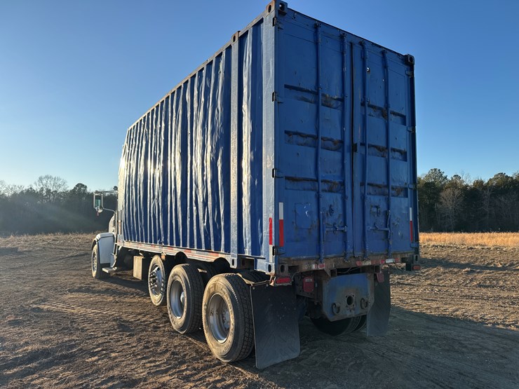 2006-peterbilt-357-image-7