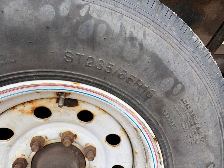 2018-dct-21-ft.-tilt-bed-trailer-image-13