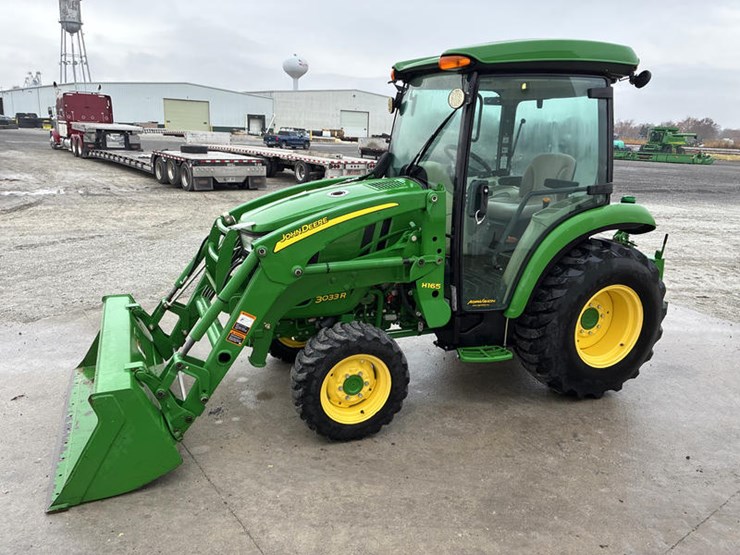 john-deere-3033r-image-10