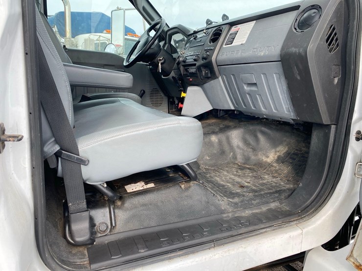 2015-ford-f750-image-22