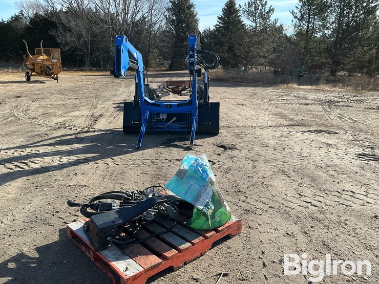 2010-new-holland-820tl-image-6