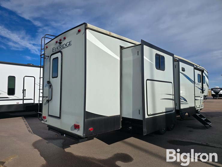2021-heartland-elkridge-38rsrt-5th-wheel-camper-image-5
