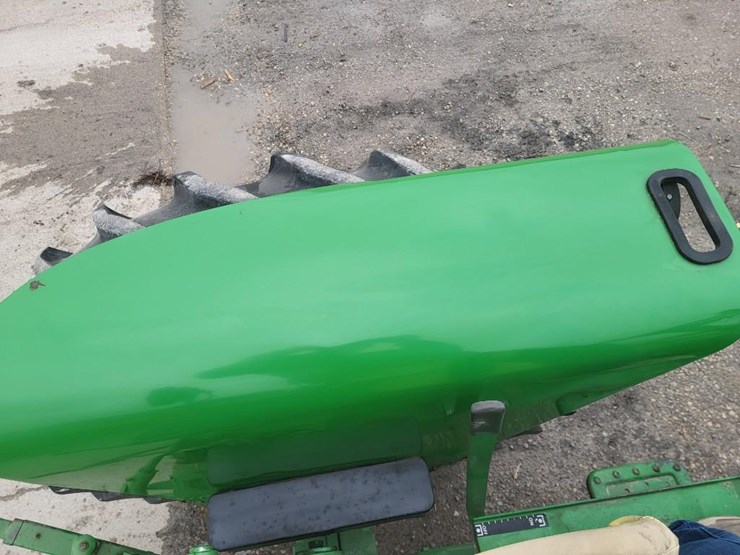 2010-john-deere-2010-image-48