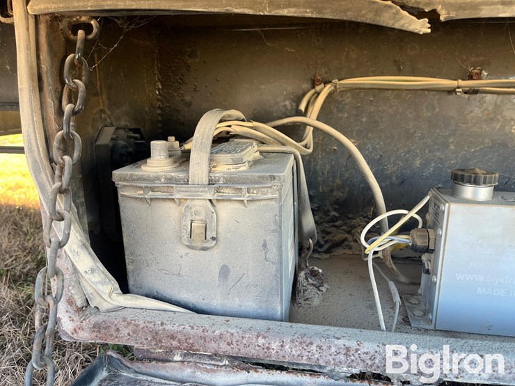 2016-loadking-t/a-flatbed-trailer-image-12