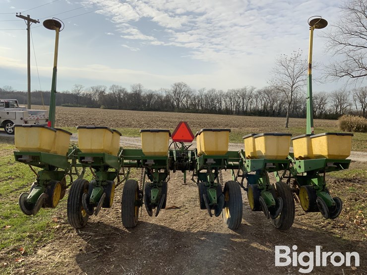 john-deere-7000-image-6