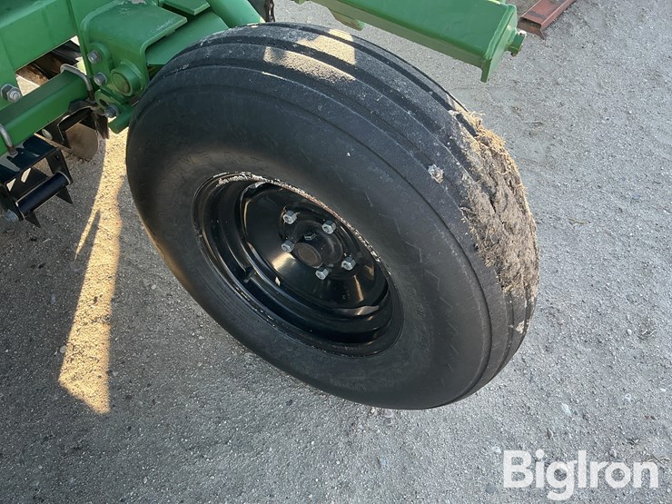 great-plains-solid-stand-24-image-13