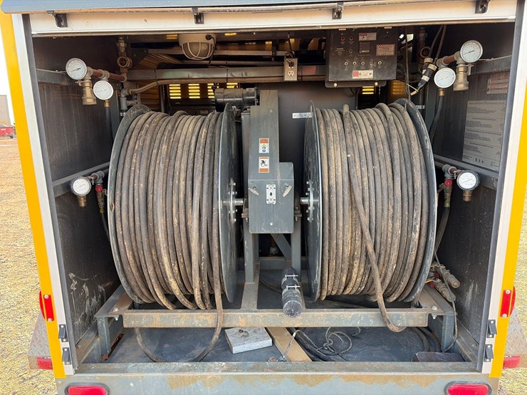 2015-wacker-neuson-e3000-image-10