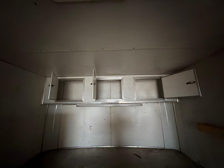 2011-teamspirit-enclosed-trailer-image-23