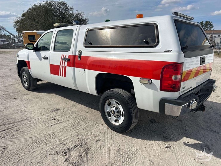 2012-chevrolet-silverado-2500-image-4
