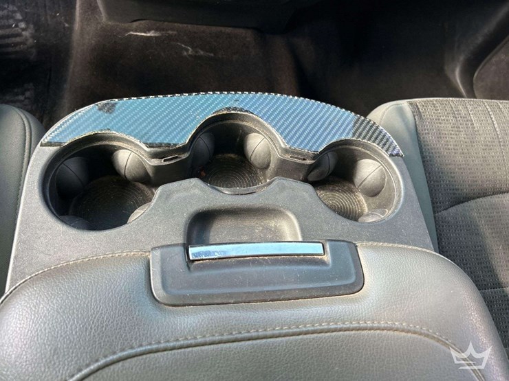 2013-dodge-1500-image-19