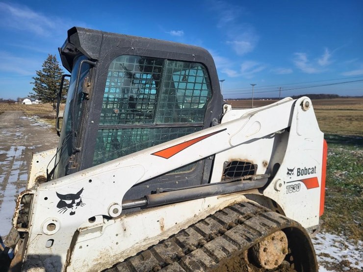 2017-bobcat-t630-image-19