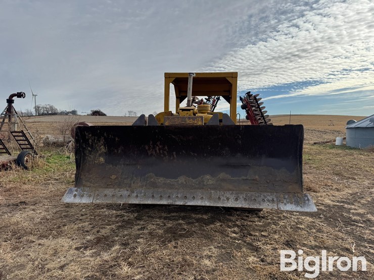 caterpillar-d6-image-2