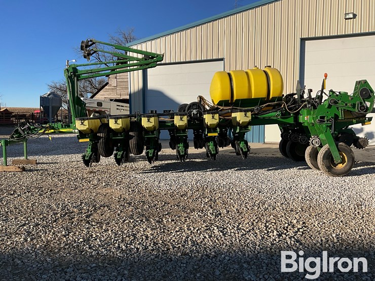 2009-john-deere-1770nt-image-8