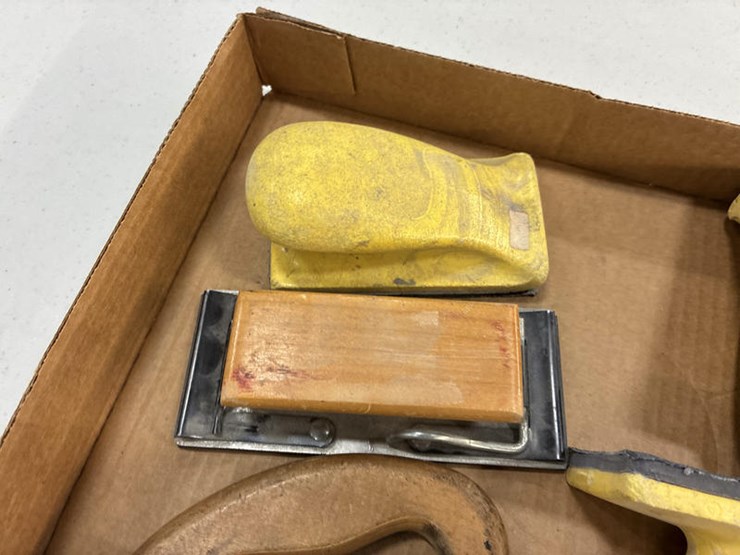 #115331-•-block-sanders-image-4