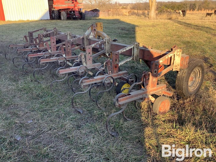 bush-hog-6r30-danish-tine-cultivator-w/scout-ii-buffalo-guidance-system-image-5