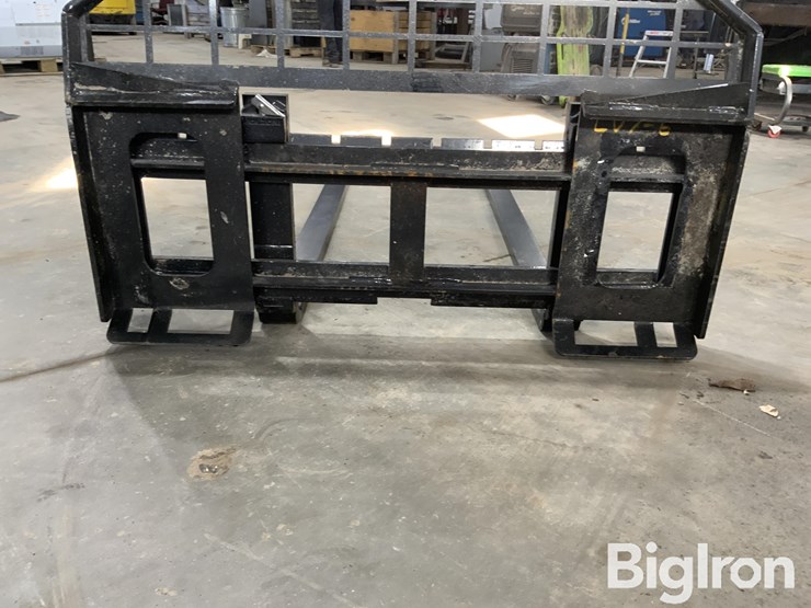 2025-giyi-60"-skid-steer-pallet-forks-&-mast-assy-image-10