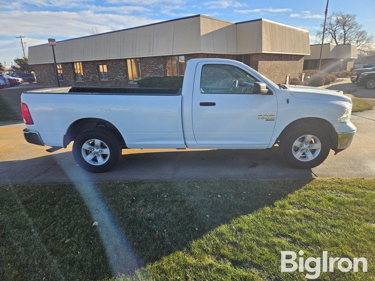 2020-dodge-1500-image-4