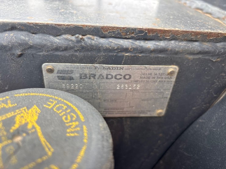 2010-bradco-625-trencher-image-8