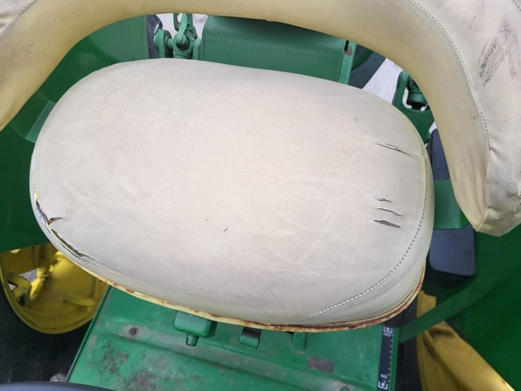 2010-john-deere-2010-image-46